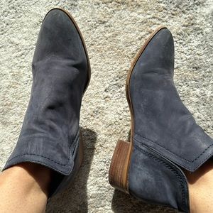 Navy blue suede Aldo booties